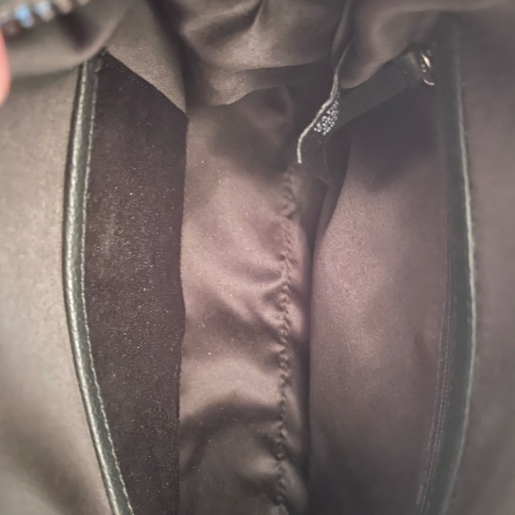 NWOT.Tahari handbag with shoulder strap option - Picture 10 of 11